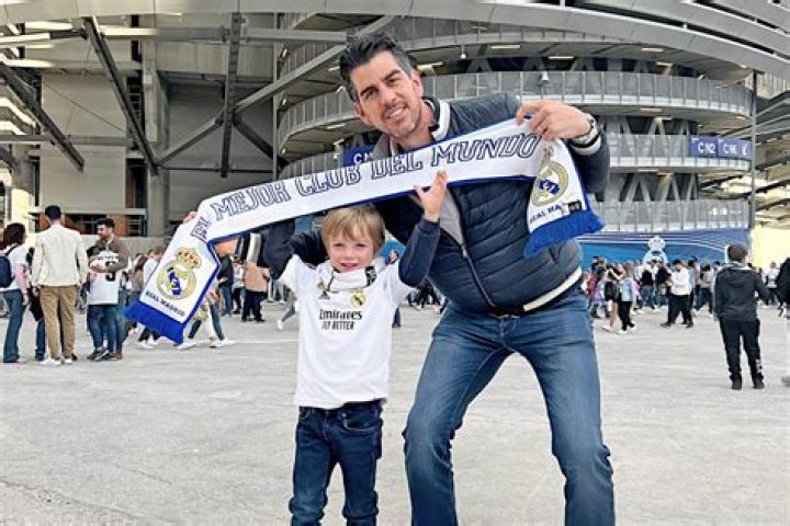 
Alejandro Valladares Age, Birthday, Wikipedia, Who, Nationality, Biography 