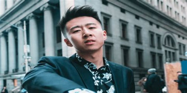 
Andy Zhang Height, Weight, Net Worth, Age, Birthday, Wikipedia, Who, Nationality, Biography 