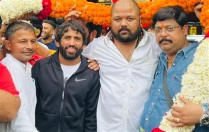 
Bajrang Punia given hero’s welcome, Gaurav says wrestler ‘will win Gold in Paris’ 