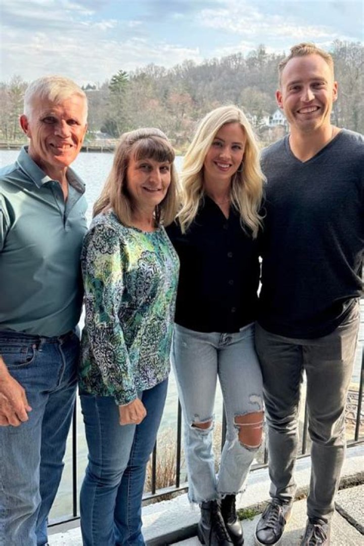 
Brandon Nimmo Sister Kristen Lovas Is A Pharmacist In Cheyenne 