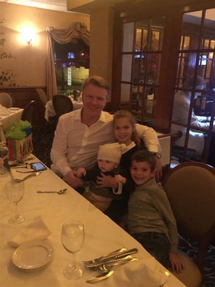 Chris Simms is Married to Wife: Danielle Marie Puleo Simms. Kids.
