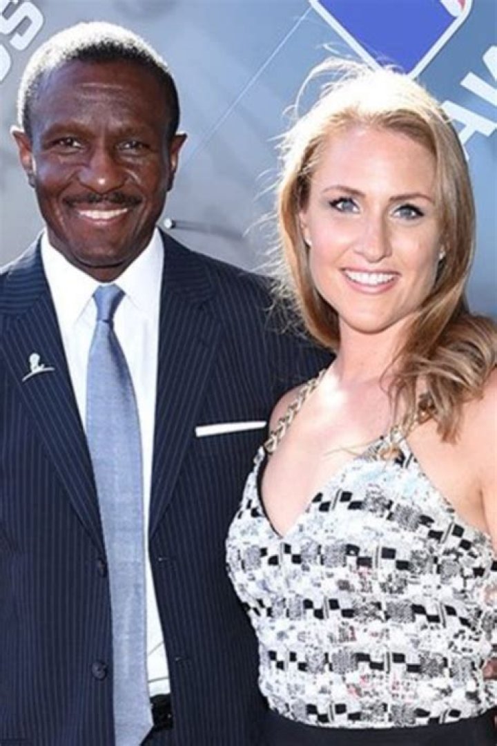 
Dwane Casey Height, Weight, Net Worth, Age, Birthday, Wikipedia, Who, Nationality, Biography 