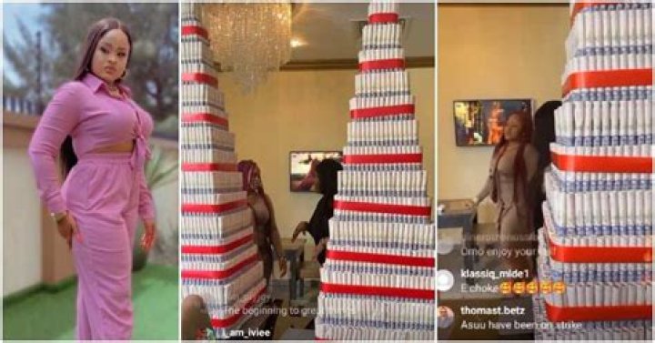 
Evicted BBNaija Star Amaka Gifted 2 Huge Money Cakes by Fans 