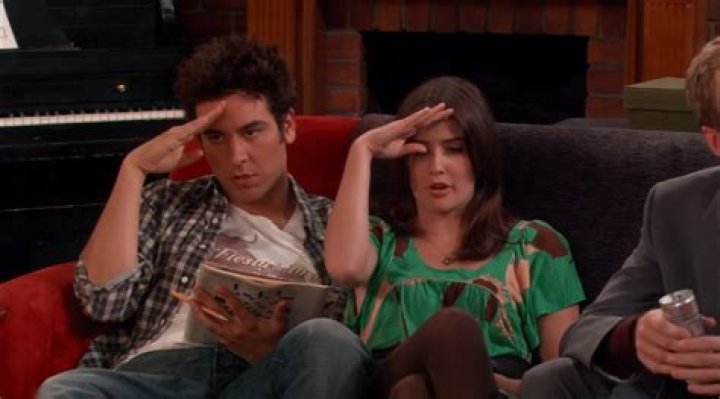 Guillermo Ochoa And Ted Mosby From HIMYM Looks Similar | Are They Related