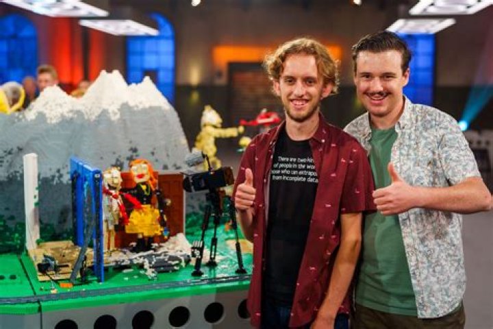 
Hamish Blake and His Gold Logie Relationship, LEGO Masters Host Makes The Red Carpet 