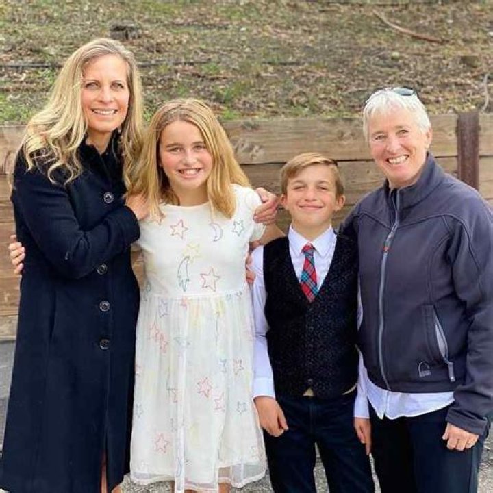 
Is Becky Worley Gay? Age, Height, Net Worth 