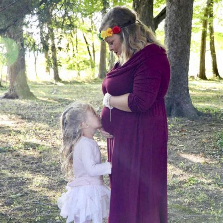 
Is Catelynn Baltierra Pregnant With Husband Tyler Baltierra In 2022? Pregnancy Rumors Debunked! 