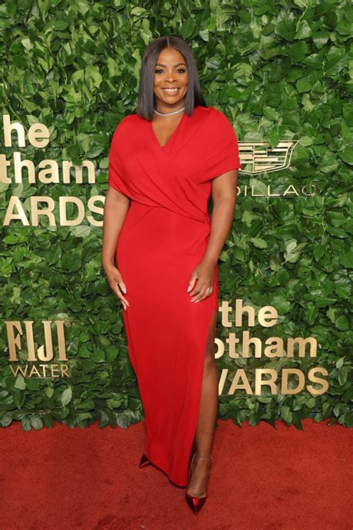 Janelle Jones Height, Weight, Net Worth, Age, Birthday, Wikipedia, Who, Instagram, Biography
