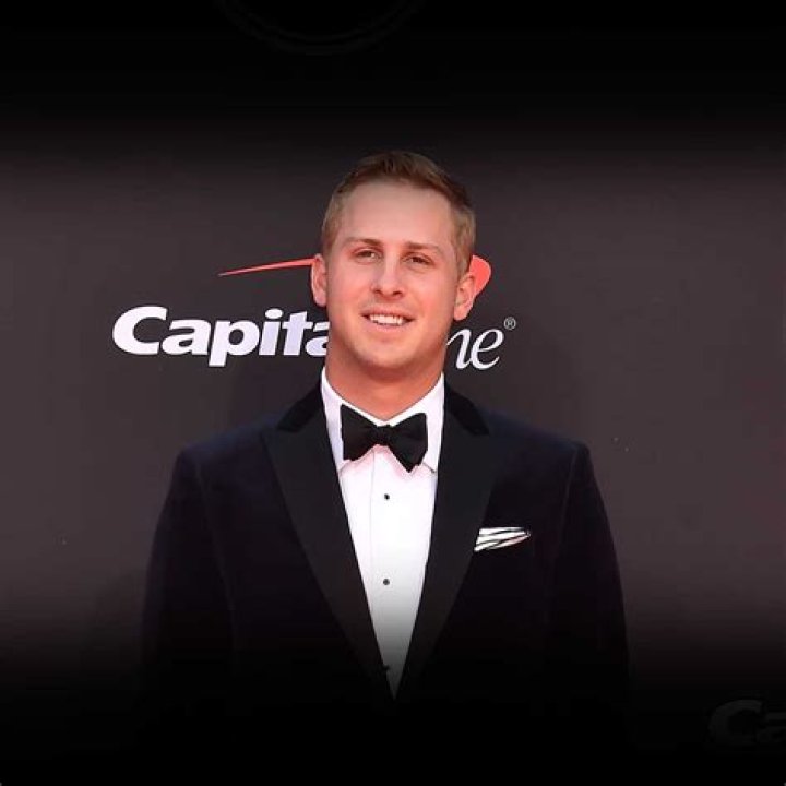 
Jared Goff Height, Weight, Net Worth, Age, Birthday, Wikipedia, Who, Nationality, Biography 