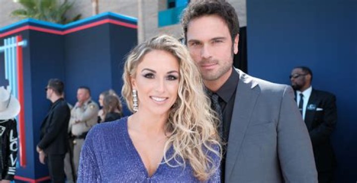 Kasi Rosa Wicks – Jason Aldean’s Sister, Does He Have A Brother?
