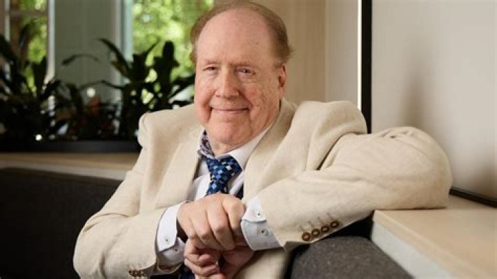
Leon Byner Illness In 2022 -What Happened To Him? Health Problems Explored 