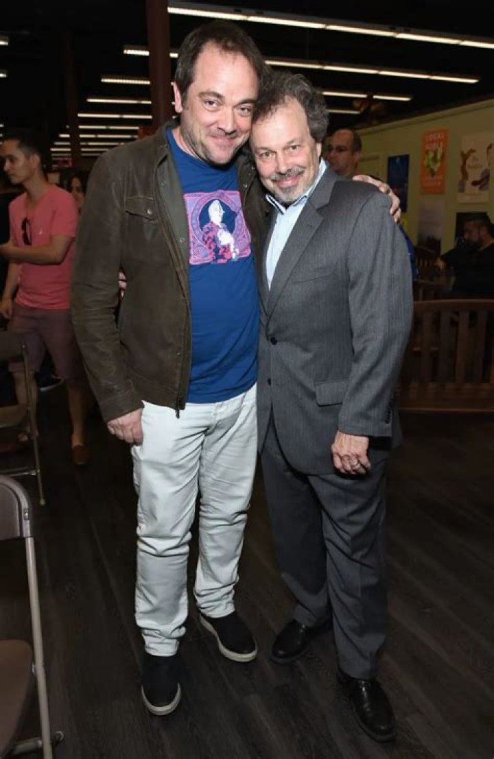 
Mark Sheppard Height, Weight, Net Worth, Age, Birthday, Wikipedia, Who, Nationality, Biography 