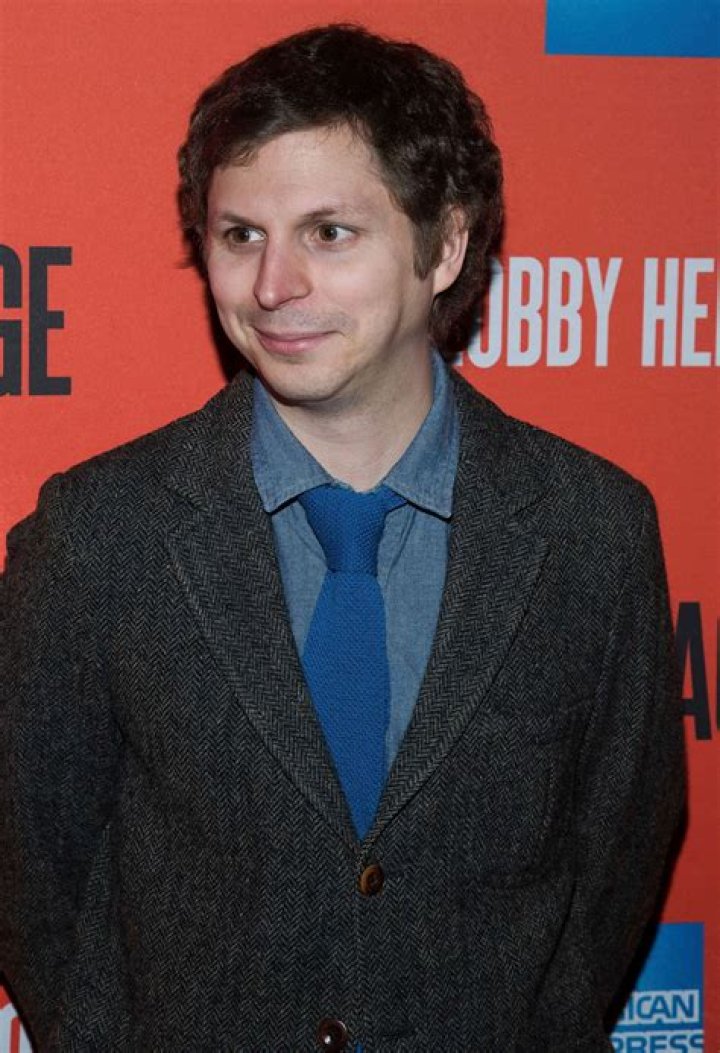 
Michael Cera Height, Weight, Net Worth, Age, Birthday, Wikipedia, Who, Nationality, Biography 