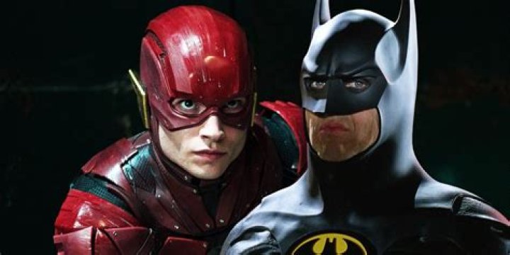 
Michael Keaton’s Batman WILL Wear Batsuit In The Flash Movie 