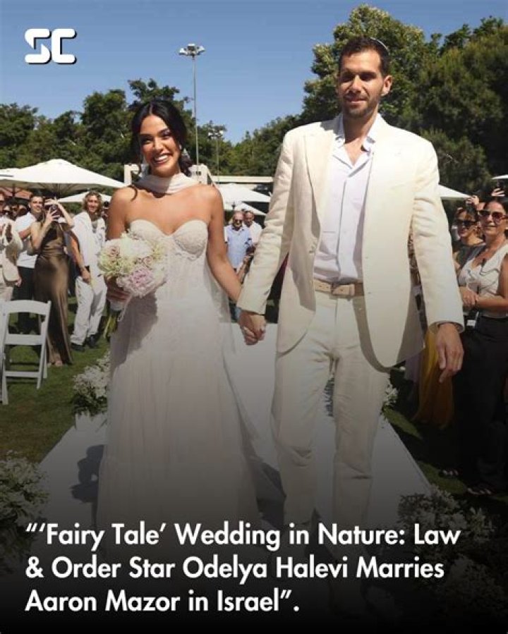 
Odelya Halevi Husband – Is She Married? Parents Age & Wikipedia Bio 