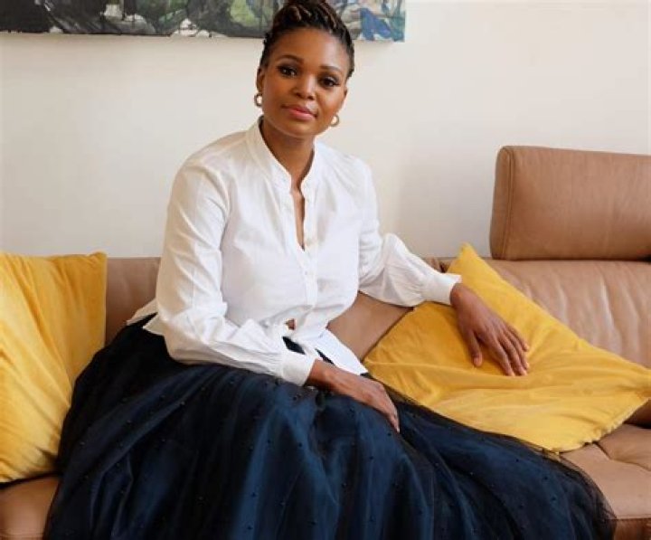 Pumeza Matshikiza Height, Age, Husband, Biography, Wiki, Net Worth