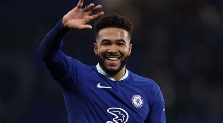 
Reece James Height, Weight, Net Worth, Age, Birthday, Wikipedia, Who, Instagram, Biography 