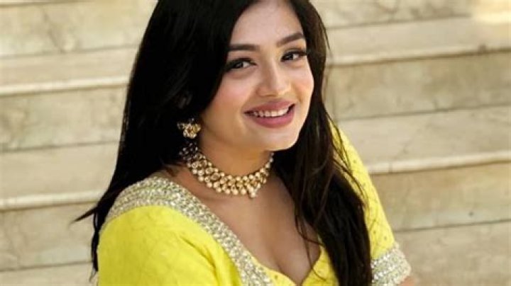 
Samiksha Tripathi Height, Weight, Net Worth, Age, Birthday, Wikipedia, Who, Nationality, Biography 