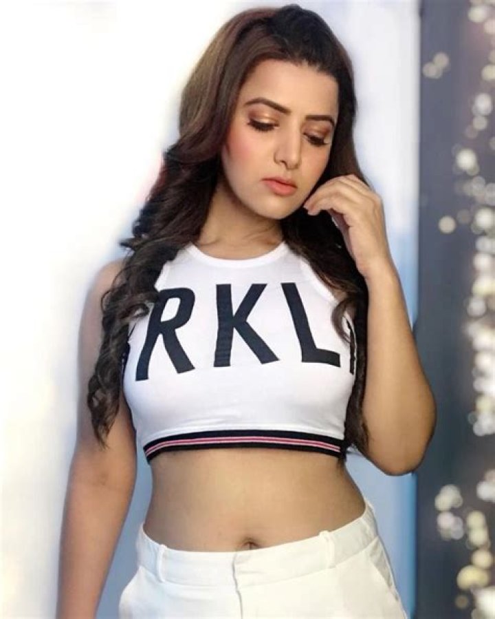 Sarika Dhillon Weight, Net Worth, Age, Birthday, Wikipedia, Who, Instagram, Biography