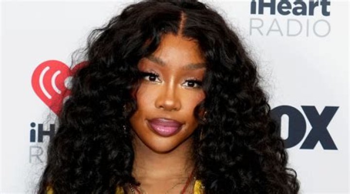 SZA Height, Weight, Net Worth, Age, Birthday, Wikipedia, Who, Nationality, Biography
