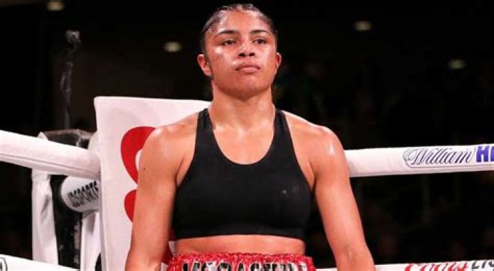 
Who Are Jessica McCaskill Parents? American Boxer Has Mexican Roots 