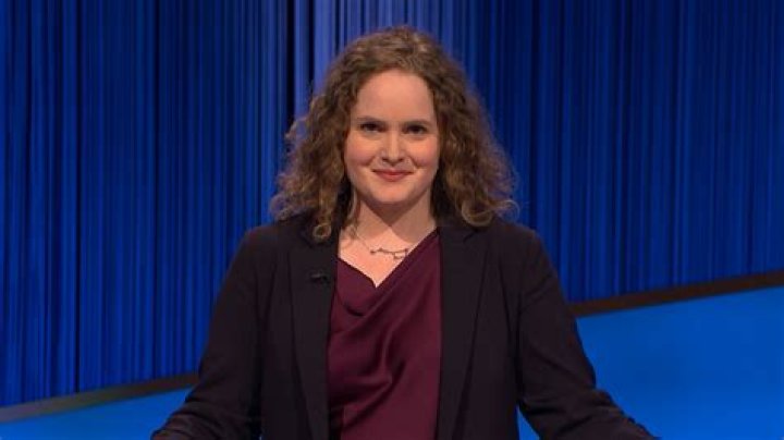 
Who Is Amy Bekkerman Durham Nh Editor? Jeopardy Winner Career & LinkedIn Profile 