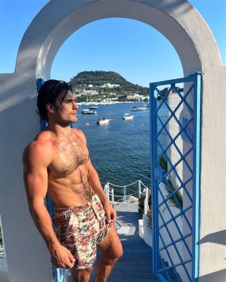 Zak Holland Height, Weight, Net Worth, Age, Wiki, Who, Instagram, Biography